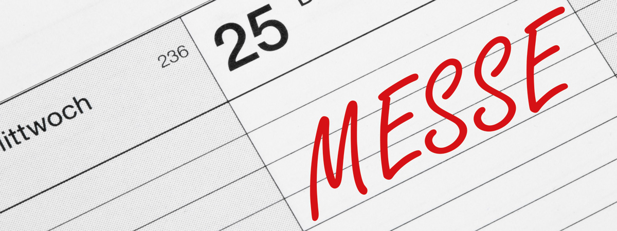 Wochenkalendar zeigt den 25. Donnerstag mit der Notiz 'Messe'